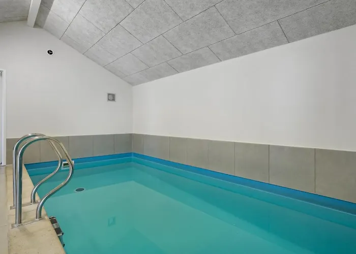 Tenaya - 200m From The Sea By Interhome