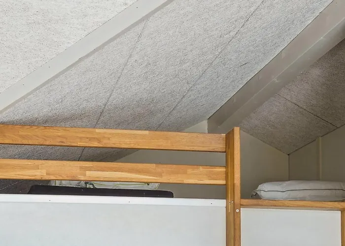 Tenaya - 200m From The Sea By Interhome *