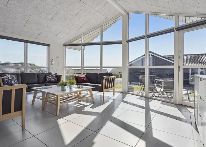 Holiday home Tenaya - 200m From The Sea By Interhome